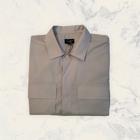 Club  Monaco Men’s Slim Fit Short Sleeves Button Down Shirt - Picture 2 of 5